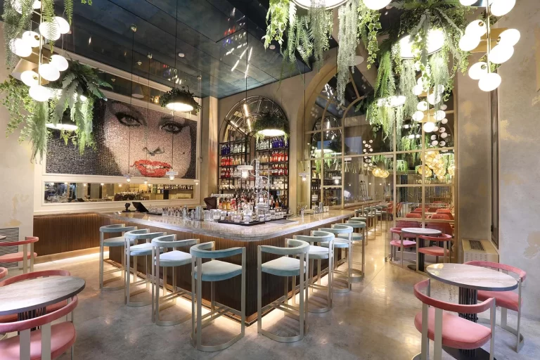 Sophia_Loren_Restaurant_Cocktail_Bar_01-d388c5d0